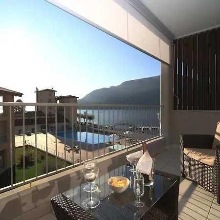 2 Bedroom Maggiore With Pool Appartement *